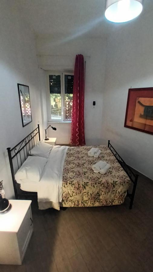 Vercelli Guest House Near San Giovanni ローマ エクステリア 写真